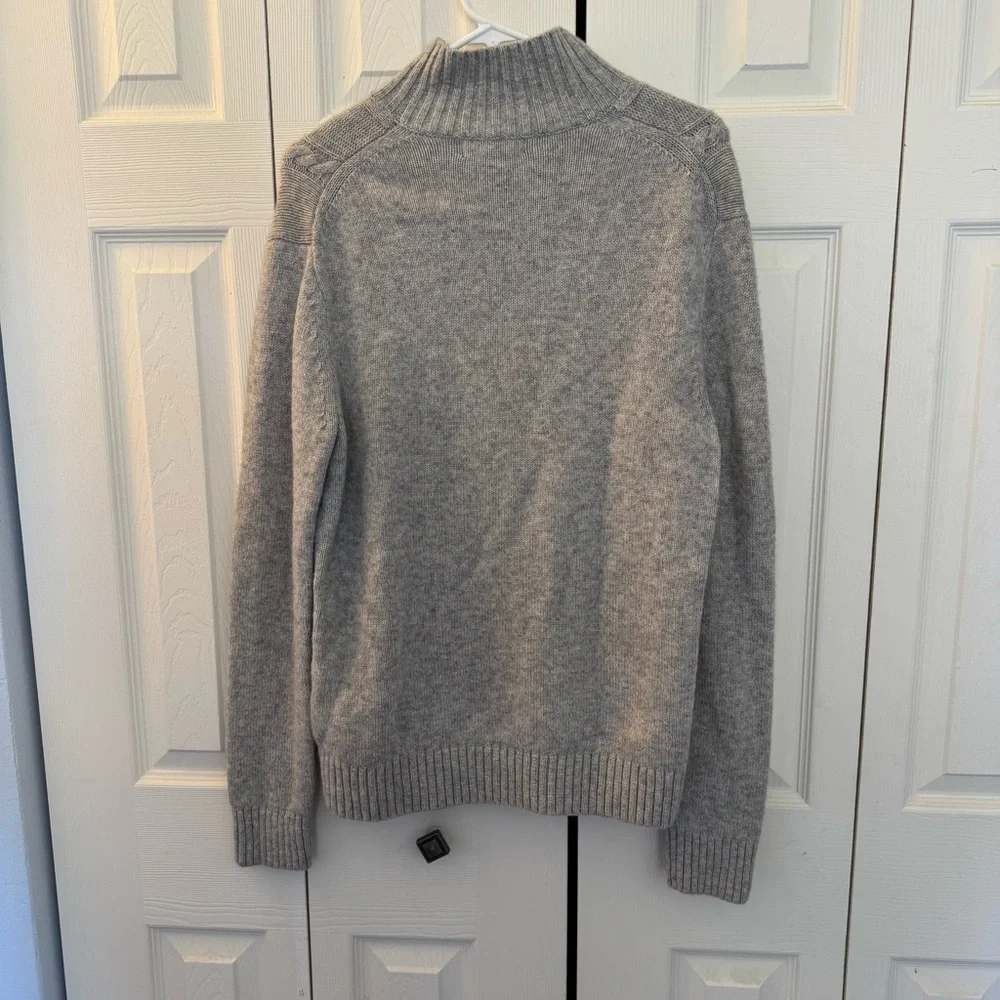 Men's Banana Republic Zephyr Cable‎ Knit Merino Sweater, Light Gray, Size L